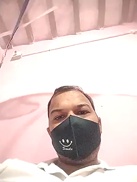 Snapshot of lookupyou chatting on 22, 12, 2025 lookupyou online show from 22, 12, 2025