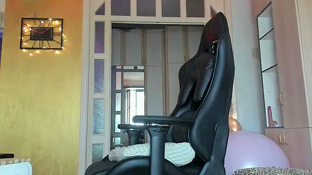Snapshot of VeronikaDream chatting on 20, 7, 2026 VeronikaDream online show from 20, 7, 2026