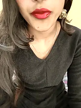 Yours-Zeenat online show from 14, 4, 2026