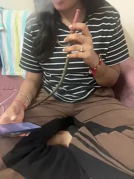 Snapshot of geetanjali_singh chatting on 1, 5, 2026 geetanjali singh online show from 1, 5, 2026