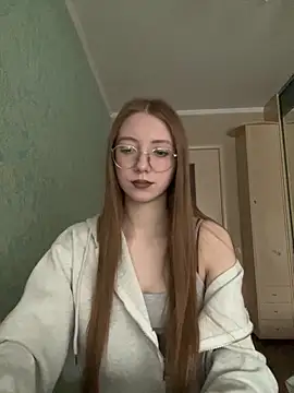 Snapshot of Eseniya_ chatting on 6, 2, 2026 Eseniya online show from 6, 2, 2026