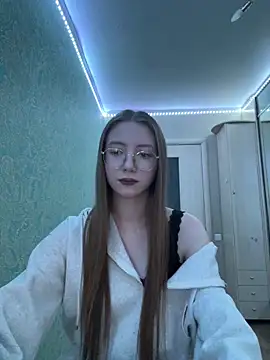 Snapshot of Eseniya_ chatting on 8, 2, 2026 Eseniya online show from 8, 2, 2026