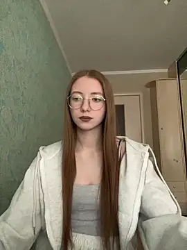 Snapshot of Eseniya_ chatting on 17, 2, 2026 Eseniya online show from 17, 2, 2026