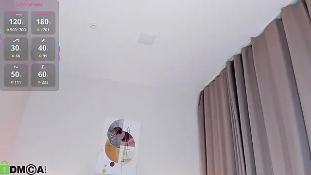 ChloeAlba online show from 15, 4, 2026