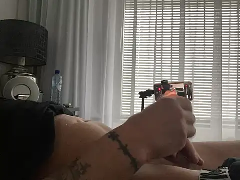 Snapshot of friemeldepiemel chatting on 13, 2, 2026 friemeldepiemel online show from 13, 2, 2026