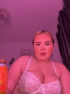 KatieCeexx online show from 17, 1, 2026