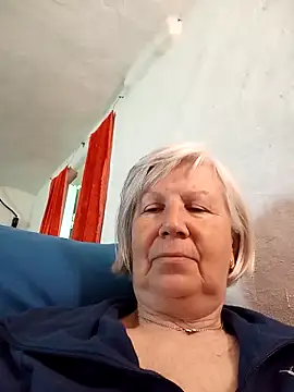 KlaudiaDarling online show from 11, 4, 2026