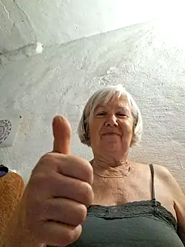 Snapshot of KlaudiaDarling chatting on 8, 7, 2026 KlaudiaDarling online show from 8, 7, 2026