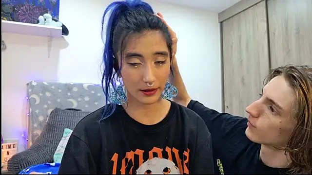 LunaisBack online show from 4, 3, 2026