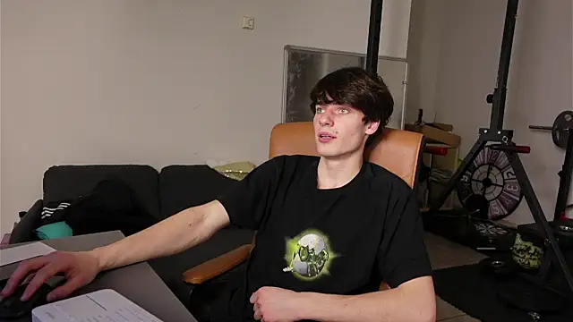 Snapshot of Daniel_Shawnn chatting on 11, 1, 2026 Daniel Shawnn online show from 11, 1, 2026