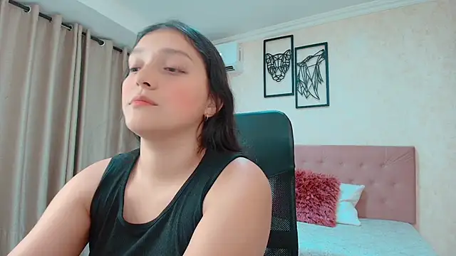 Snapshot of littlemolly_walcott chatting on 26, 6, 2026 littlemolly walcott online show from 26, 6, 2026