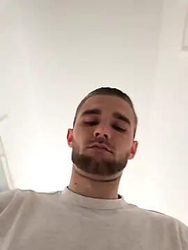 Benjamiinlt online show from 8, 4, 2026