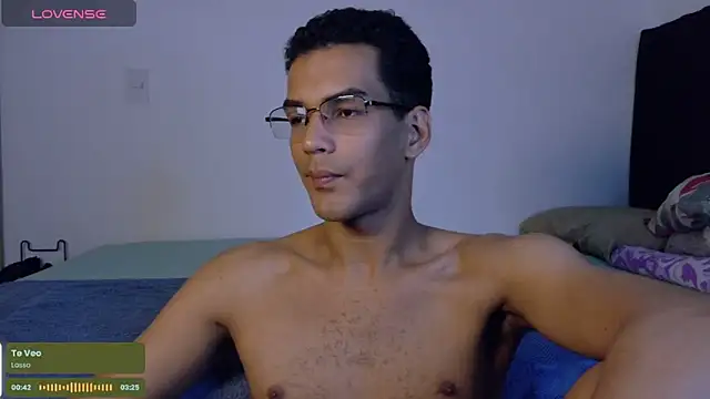 Pikashu7u7 online show from 8, 2, 2026