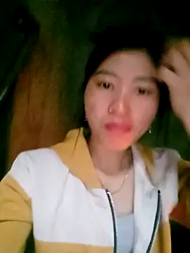 Hiniyk2 online show from 15, 2, 2026