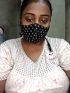 Snapshot of Hotty_Nishaa chatting on 4, 4, 2026 Hotty Nishaa online show from 4, 4, 2026