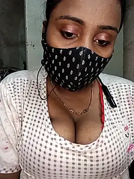 Snapshot of Hotty_Nishaa chatting on 12, 4, 2026 Hotty Nishaa online show from 12, 4, 2026