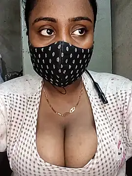 Snapshot of Hotty_Nishaa chatting on 14, 4, 2026 Hotty Nishaa online show from 14, 4, 2026