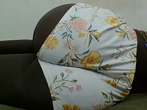 stripchatshaz online show from 4, 4, 2026