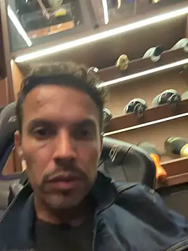 Snapshot of Naldopaugrand chatting on 10, 2, 2026 Naldopaugrand online show from 10, 2, 2026