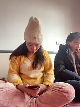 Snapshot of Faded_pink chatting on 6, 1, 2026 Faded pink online show from 6, 1, 2026