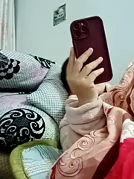 Snapshot of Faded_pink chatting on 14, 1, 2026 Faded pink online show from 14, 1, 2026