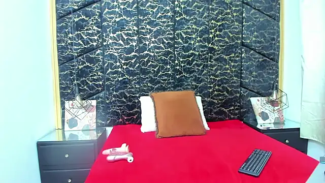 Snapshot of AlahiaEvansz chatting on 6, 1, 2026 AlahiaEvansz online show from 6, 1, 2026