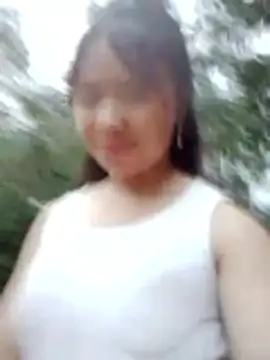 Snapshot of _Bong_02 chatting on 15, 4, 2026 Bong 02 online show from 15, 4, 2026