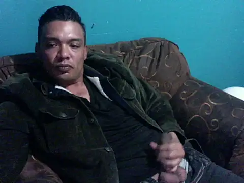 Snapshot of latinomoreno95 chatting on 8, 4, 2026 latinomoreno95 online show from 8, 4, 2026