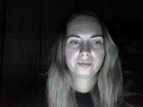 VikiLove765 online show from 10, 1, 2026