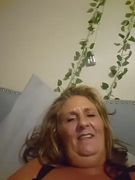 HotAzMilf online show from 19, 7, 2026