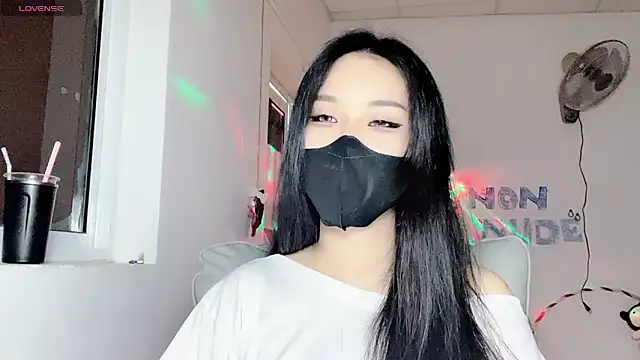 Snapshot of Tieu-May chatting on 27, 7, 2026 Tieu-May online show from 27, 7, 2026