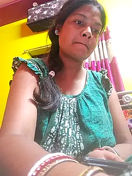 Snapshot of Romance_Aliya chatting on 8, 2, 2026 Romance Aliya online show from 8, 2, 2026