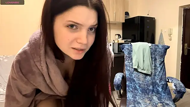 Snapshot of RiaDendy chatting on 1, 2, 2026 RiaDendy online show from 1, 2, 2026