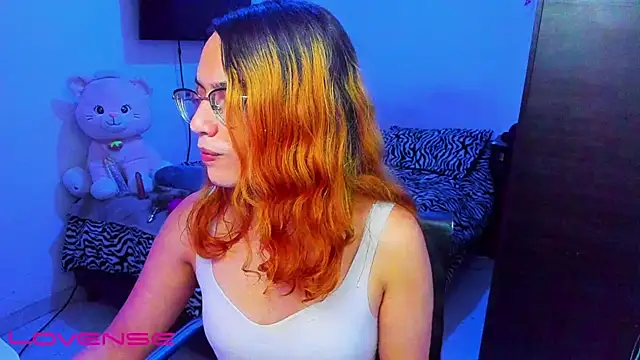 Snapshot of lillykittyyy chatting on 13, 1, 2026 lillykittyyy online show from 13, 1, 2026