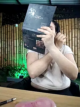 Astrid williams online show from 14, 3, 2026