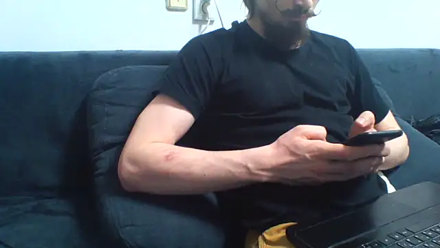 Snapshot of KaelNox chatting on 17, 5, 2026 KaelNox online show from 17, 5, 2026