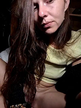 Snapshot of LiliMiel chatting on 9, 6, 2026 LiliMiel online show from 9, 6, 2026