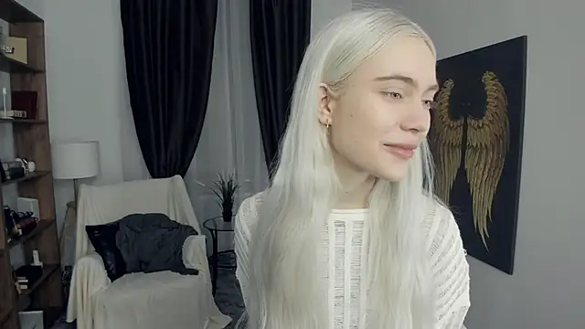 KristalCrowner online show from 22, 2, 2026