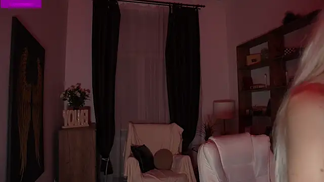 KristalCrowner online show from 18, 4, 2026