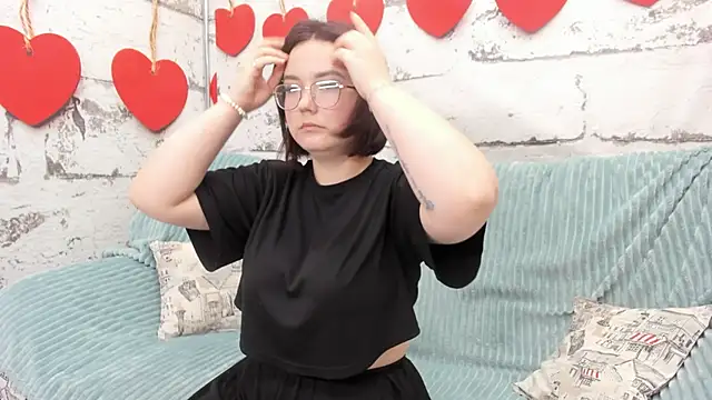 Snapshot of Sweetie_Rozzy chatting on 1, 5, 2026 Sweetie Rozzy online show from 1, 5, 2026