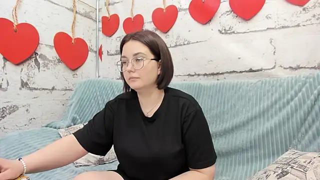 Snapshot of Sweetie_Rozzy chatting on 4, 5, 2026 Sweetie Rozzy online show from 4, 5, 2026
