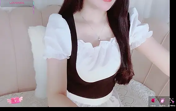 Snapshot of Junnatalie__ chatting on 9, 4, 2026 Junnatalie online show from 9, 4, 2026