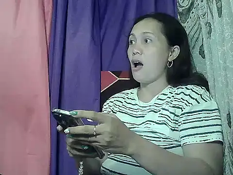 prettymomma24xx online show from 28, 5, 2026
