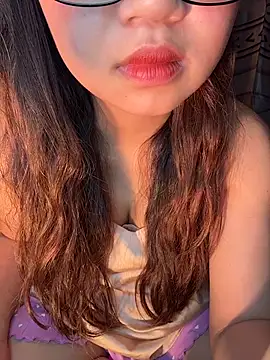 Bong lovelyy online show from 19, 1, 2026