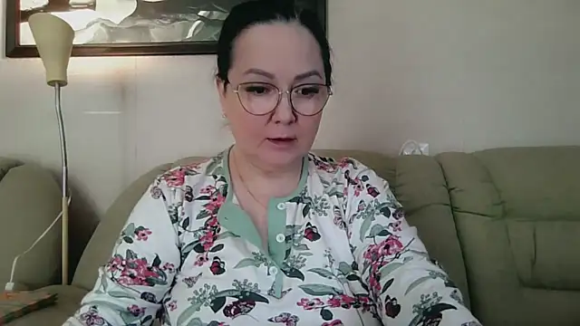 infinity loveliness online show from 16, 4, 2026