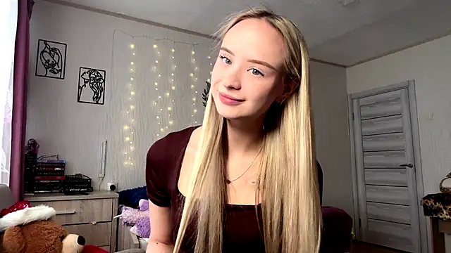 LatashiaOrcutt online show from 8, 1, 2026