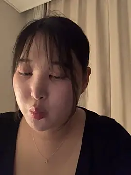 Snapshot of Ssun0612 chatting on 5, 7, 2026 Ssun0612 online show from 5, 7, 2026