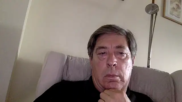 Snapshot of alfredo10011 chatting on 17, 6, 2026 alfredo10011 online show from 17, 6, 2026