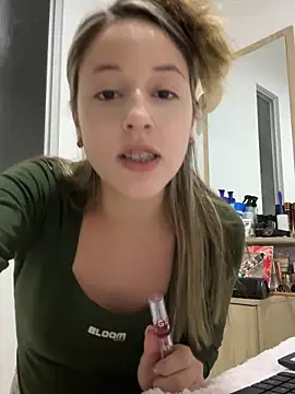 Snapshot of lriana_miller chatting on 23, 6, 2026 lriana miller online show from 23, 6, 2026