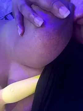 Snapshot of FlowersinEunoia chatting on 8, 1, 2026 FlowersinEunoia online show from 8, 1, 2026